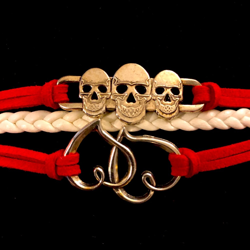 Skull and Heart Bracelet
